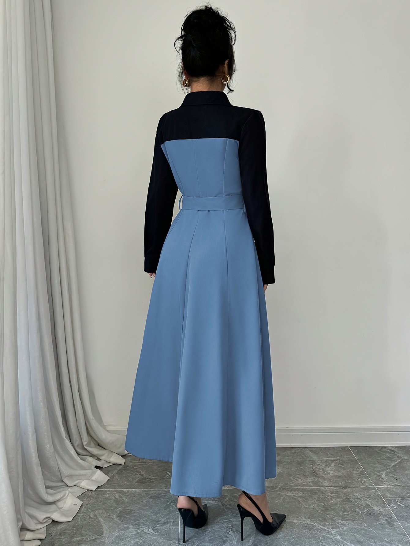 Elegant And Versatile Long-Sleeve V-Neck Color-Blocked Dress with a Belted Waist, Perfect for Commuting - Image 10