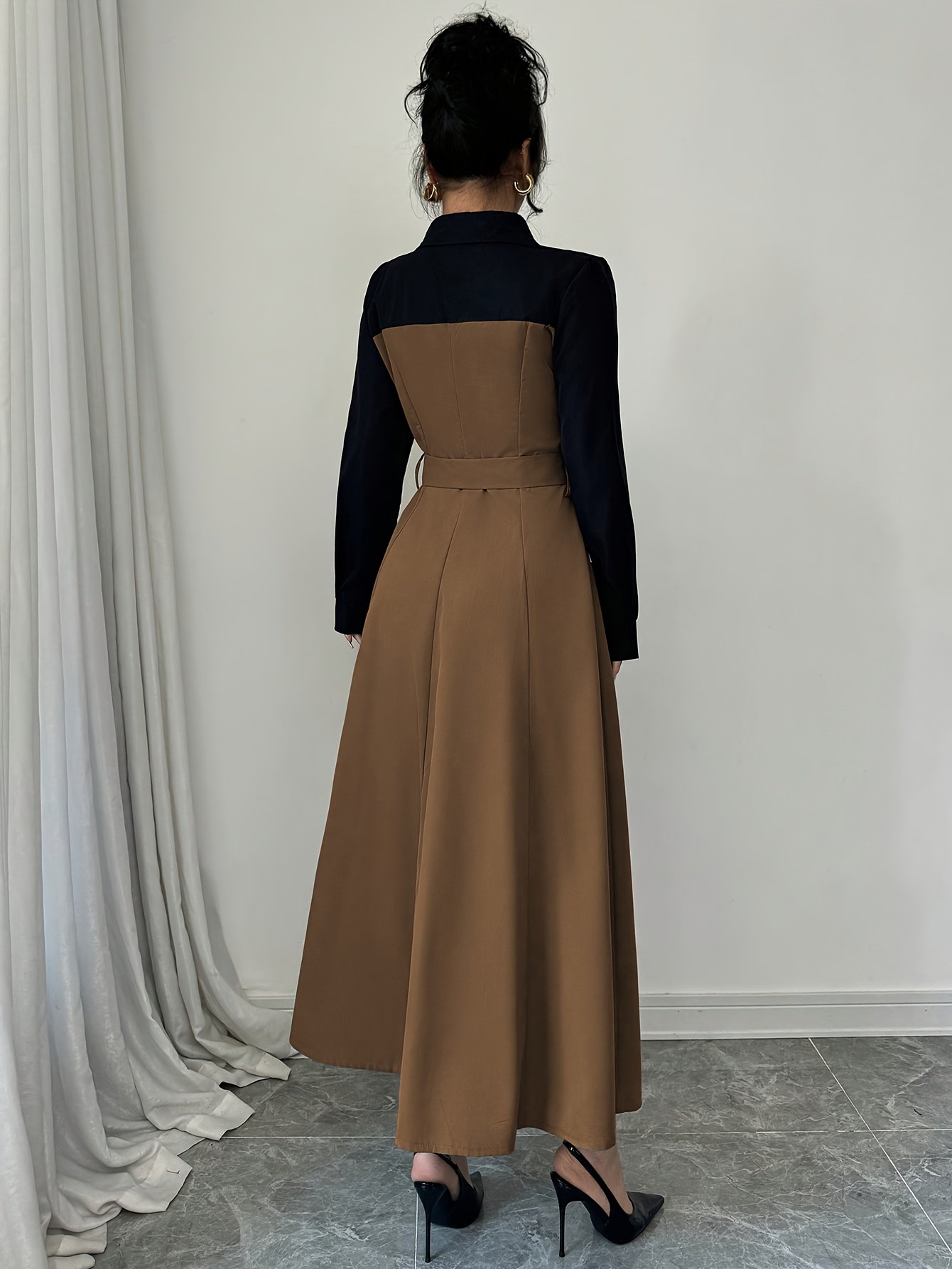 Elegant And Versatile Long-Sleeve V-Neck Color-Blocked Dress with a Belted Waist, Perfect for Commuting - Image 9