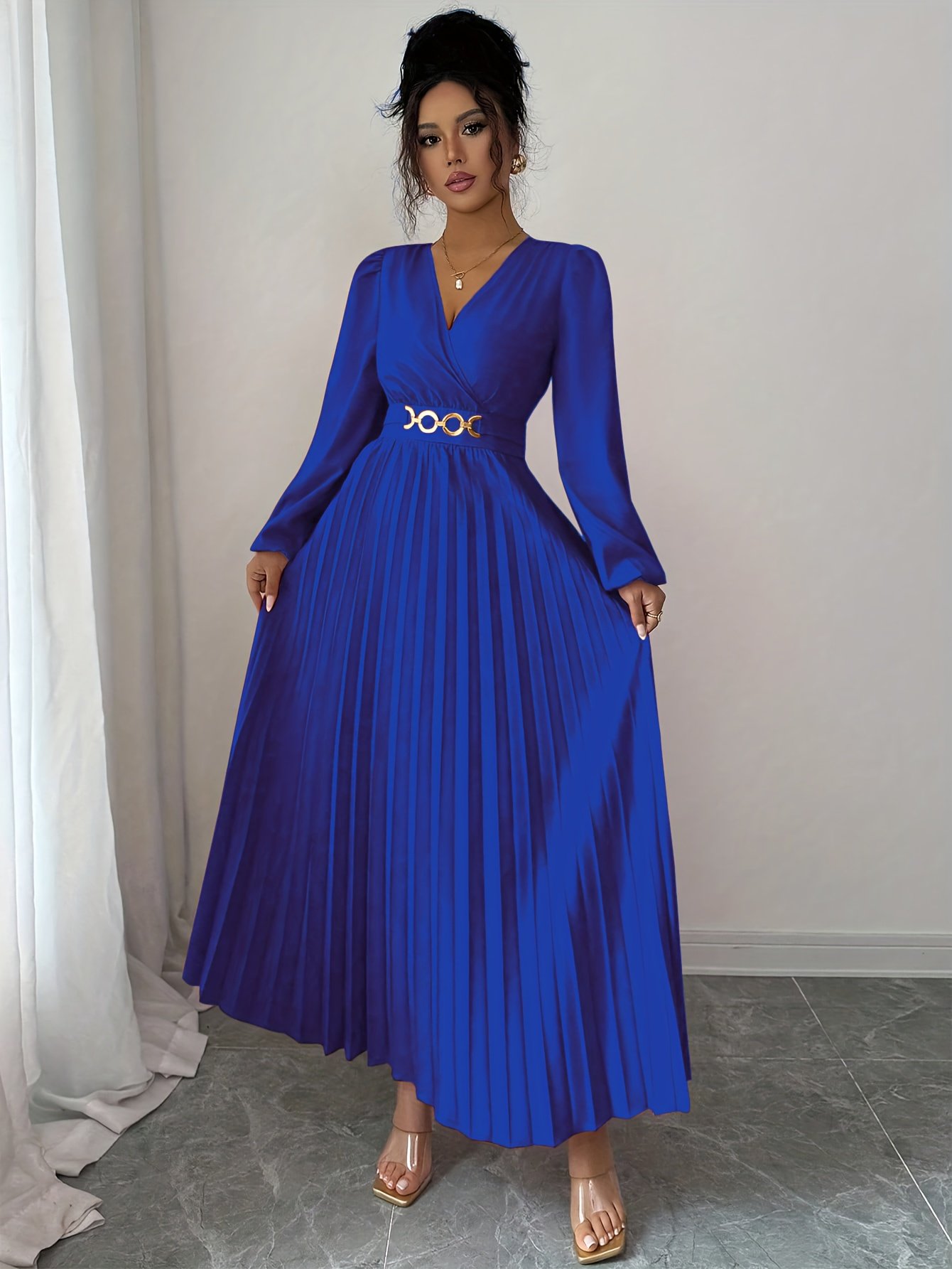 A Solid Color Pleated Dress with a V-Neck And Metal Embellishments, Featuring a Side Zipper And Gathered Design at The Waist on The Back, Perfect for Elegant Occasions Like Birthdays, Weddings, And Back-To- Season - Image 6